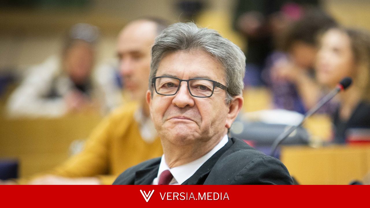 Face à Sony, Jean-Luc Mélenchon promet une loi pour sauver les jeux vidéo physiques