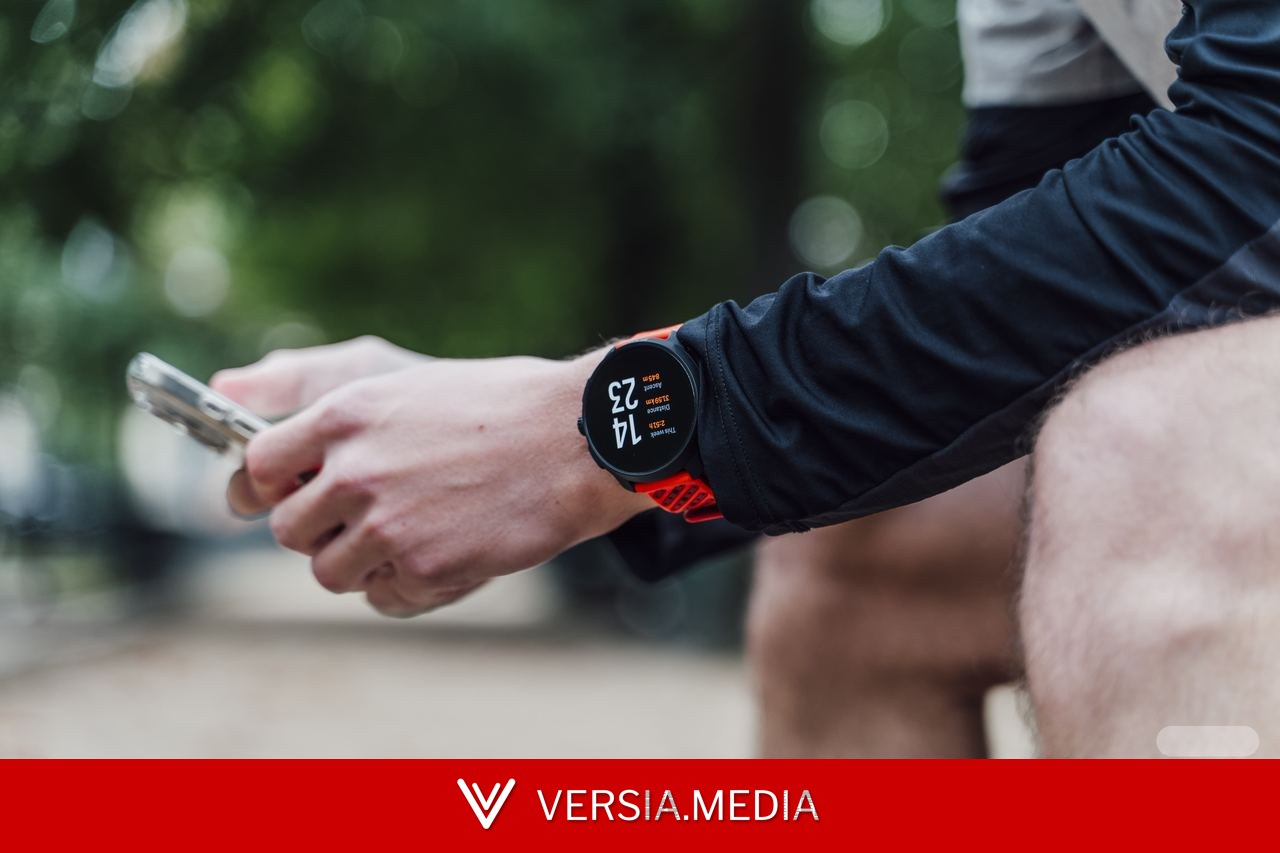 Suunto Race 3 : une fuite sur Google révèle la montre et un abonnement pour l’IA